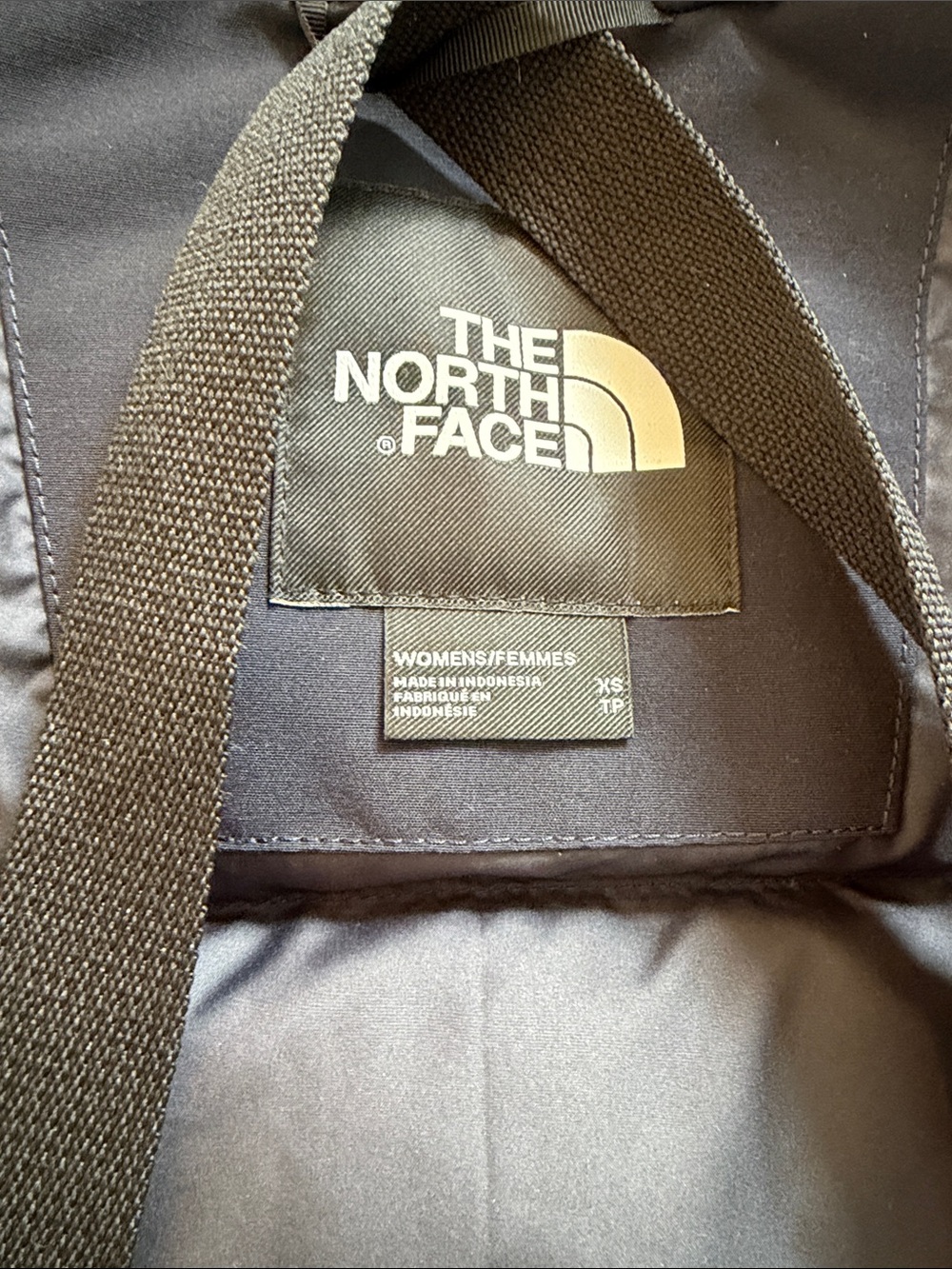 The North Face Women’s Dark Navy Hooded Puffer Coat - Picture 3 of 5